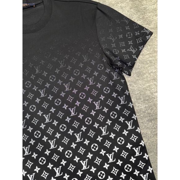 Louis Vuitton Monogram Gradient Black White Logo Short Sleeve T-Shirt Medium M - Picture 9 of 16